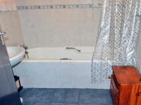Main Bathroom - 5 square meters of property in Shelly Beach