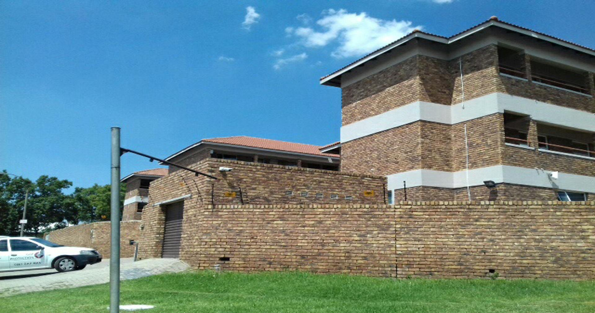 Front View of property in Kempton Park