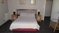 Bed Room 1 - 22 square meters of property in Knysna