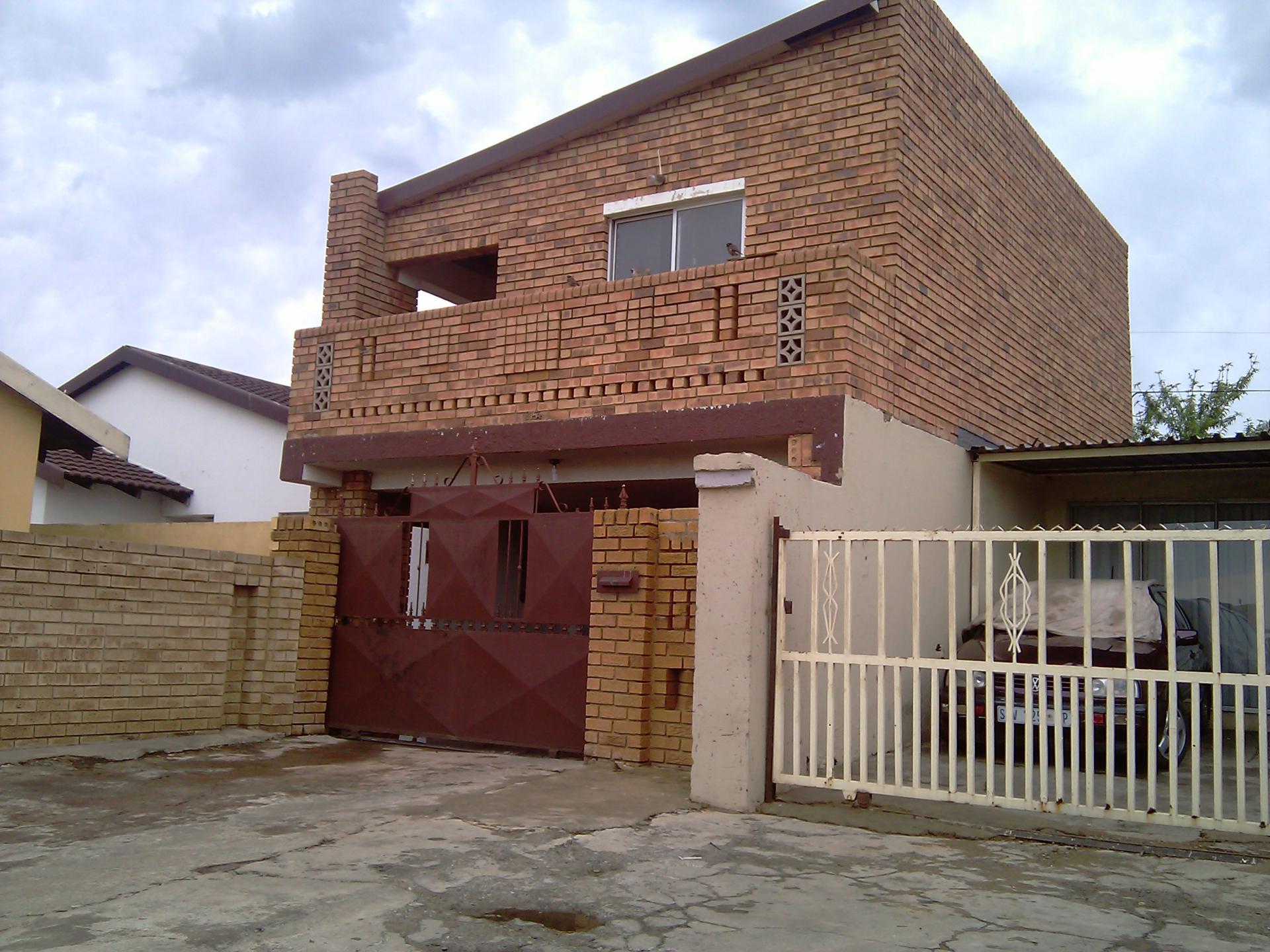 Front View of property in Soweto