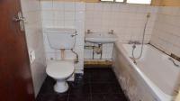 Main Bathroom - 6 square meters of property in Scottsville PMB