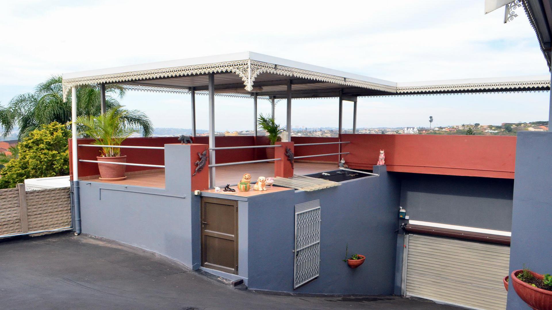 Spaces - 4 square meters of property in Reservior Hills