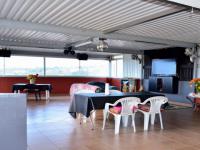 Entertainment - 100 square meters of property in Reservior Hills