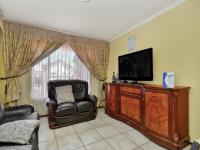 Lounges - 16 square meters of property in Protea North