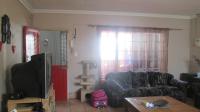 Lounges - 48 square meters of property in Brakpan