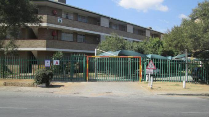 2 Bedroom Apartment for Sale For Sale in Benoni - Private Sale - MR165620