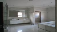 Main Bathroom - 31 square meters of property in Waterfall Hills Mature Lifestyle Estate