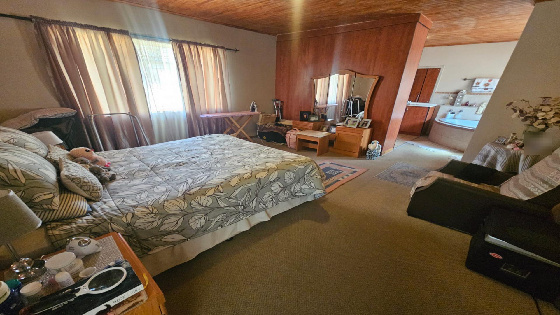 Bed Room 1 of property in Visagiepark