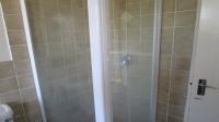 Bathroom 1 - 5 square meters of property in Castleview