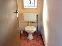 Main Bathroom - 4 square meters of property in Phoenix