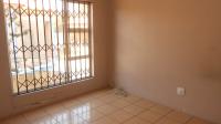 Bed Room 1 - 11 square meters of property in Sharon Park