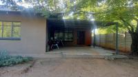 Carport  of property in Bloemfontein