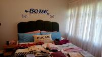 Bed Room 2 of property in Bloemfontein
