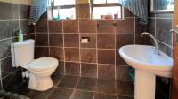 Bathroom 1 - 5 square meters of property in Kosmosdal