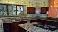 Kitchen - 14 square meters of property in Effingham Heights