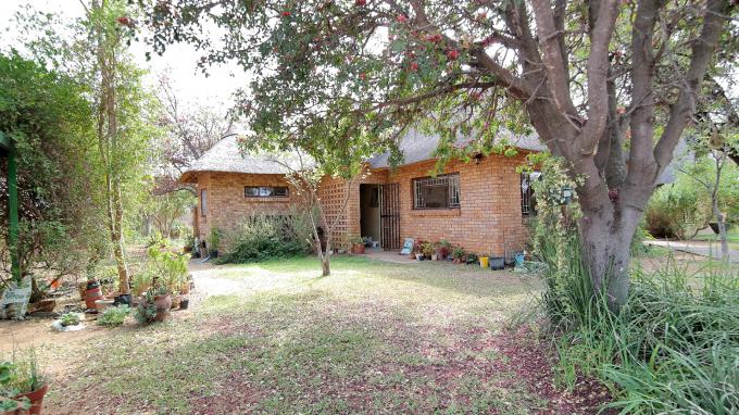 Farm for Sale For Sale in Hammanskraal - Private Sale - MR166023