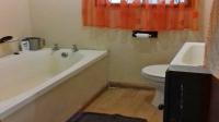 Bathroom 1 of property in KwaMbonambi