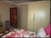 Bed Room 2 - 14 square meters of property in Simunye