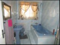 Main Bathroom - 8 square meters of property in Simunye