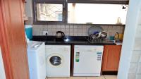 Scullery - 6 square meters of property in Uvongo