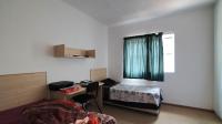 Bed Room 1 - 21 square meters of property in Midrand