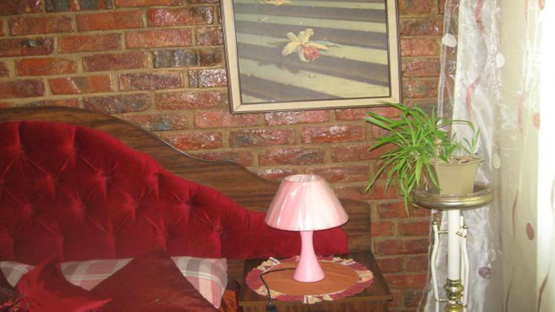 Main Bedroom of property in Virginia - Free State