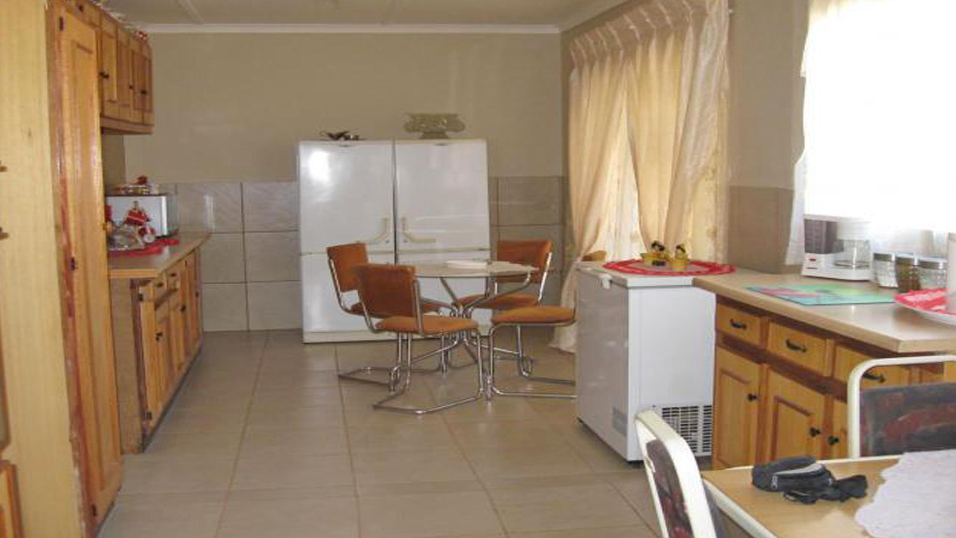 Kitchen of property in Virginia - Free State