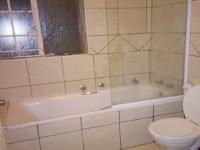 Bathroom 1 - 5 square meters of property in Akasia