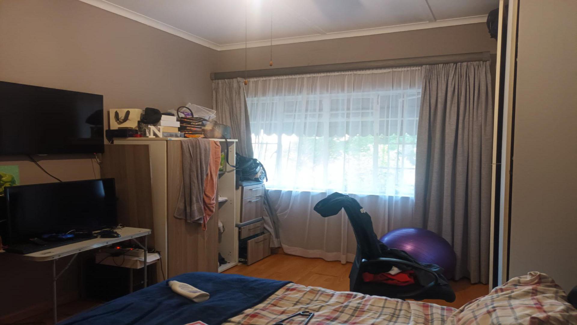 Bed Room 1 of property in Westpark