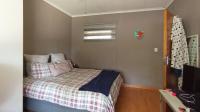 Bed Room 1 - 13 square meters of property in Westpark