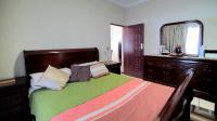 Bed Room 1 - 16 square meters of property in Halfway Gardens