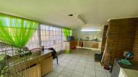 Kitchen of property in Hendrina