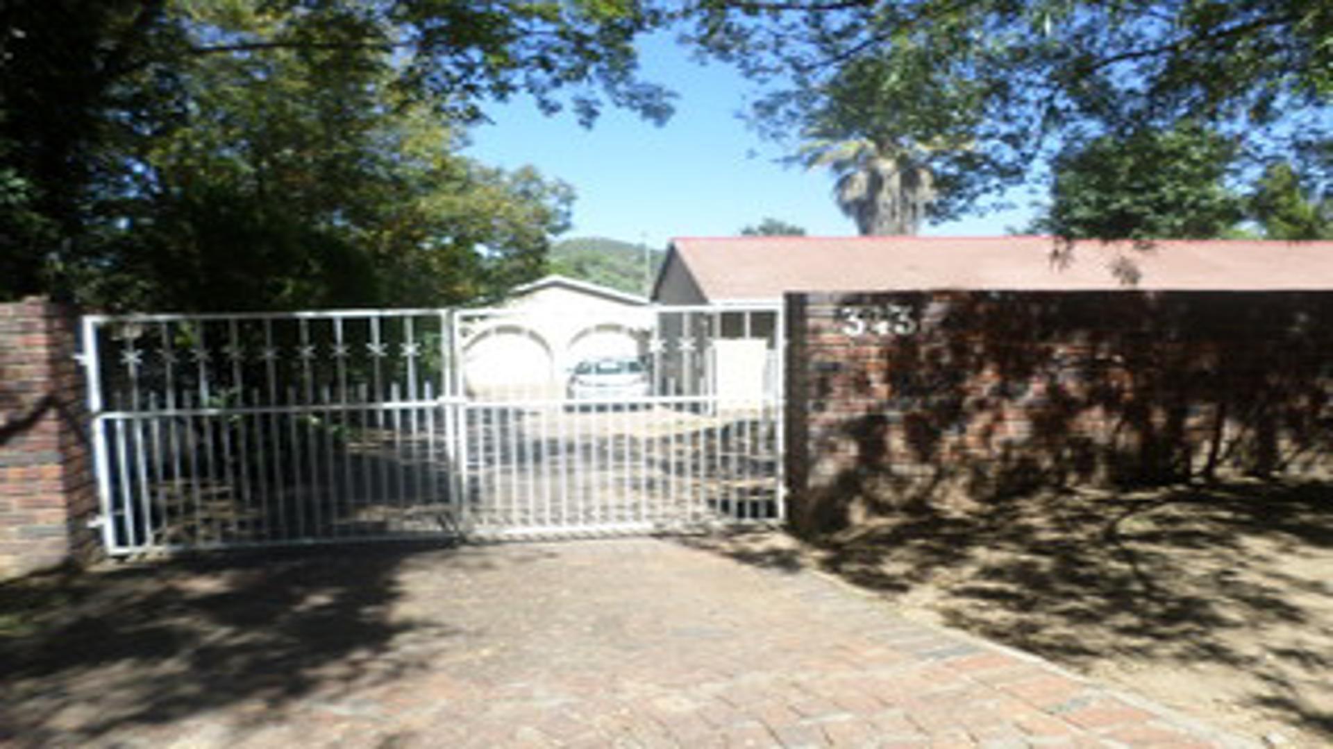 Front View of property in Northwold