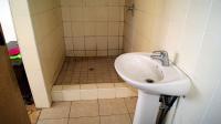 Bathroom 1 - 6 square meters of property in Everest Heights