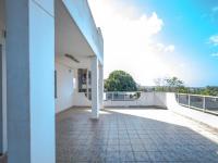 Balcony - 127 square meters of property in Everest Heights