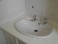 Bathroom 1 - 6 square meters of property in Emalahleni (Witbank) 