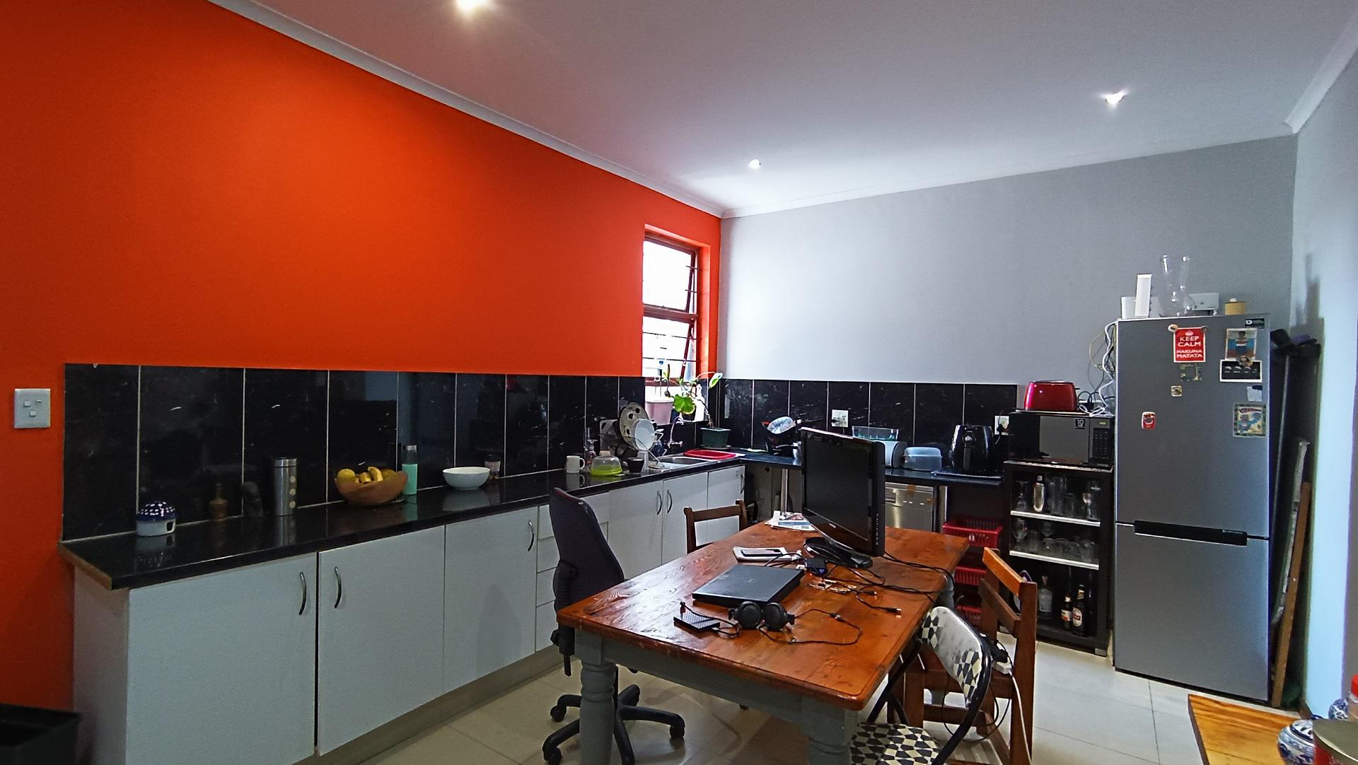 Kitchen - 22 square meters of property in Observatory - CPT