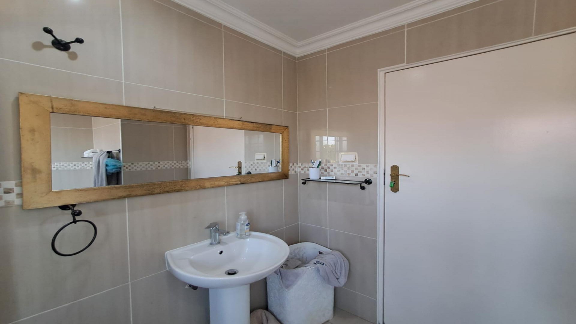 Bathroom 1 of property in Noordwyk