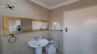 Bathroom 1 of property in Noordwyk