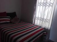 Bed Room 1 - 11 square meters of property in Windmill Park