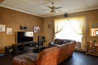 TV Room - 40 square meters of property in Witfield