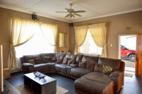 TV Room - 40 square meters of property in Witfield