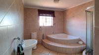 Main Bathroom - 9 square meters of property in Geelhoutpark