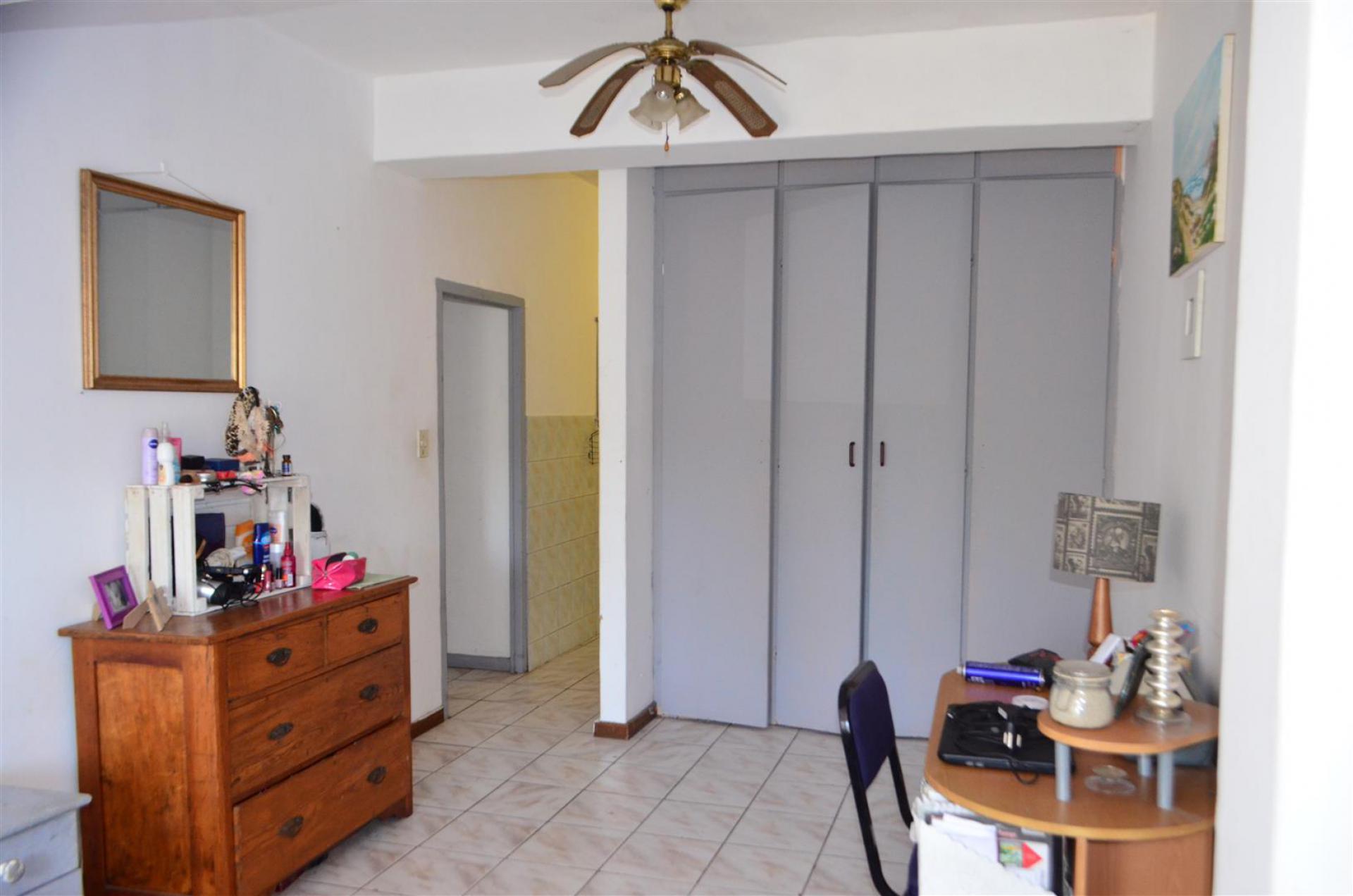 Bed Room 2 - 52 square meters of property in Margate