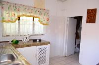 Kitchen - 94 square meters of property in Margate