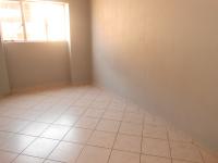 Bed Room 1 - 15 square meters of property in Rensburg