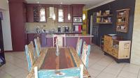 Dining Room - 14 square meters of property in Hartenbos