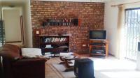 Lounges - 26 square meters of property in Sedgefield