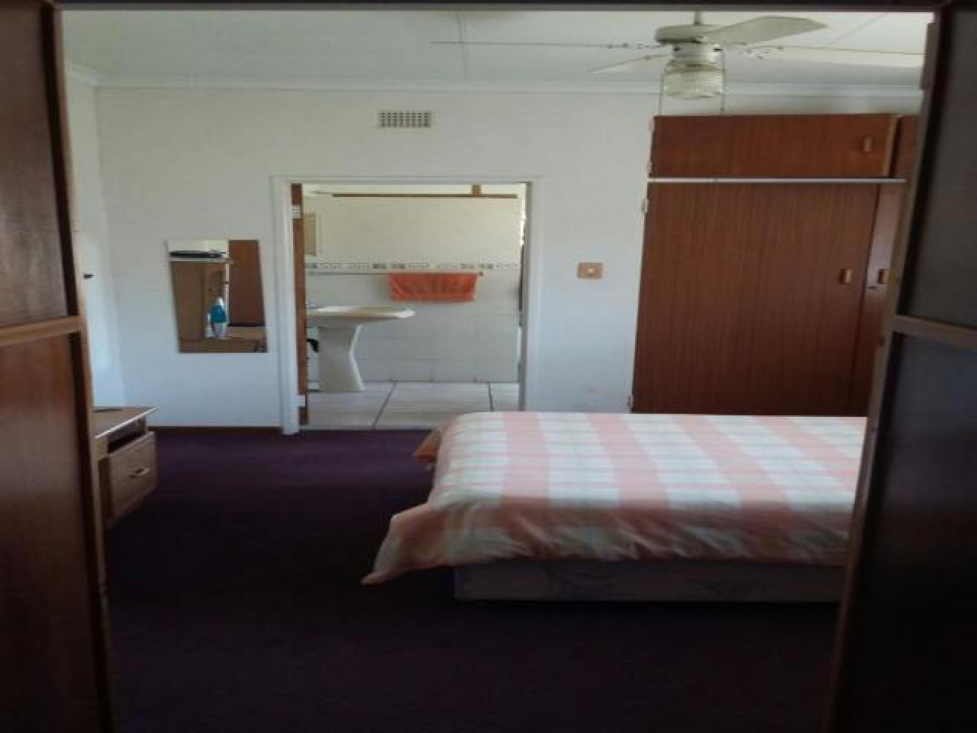 Rooms of property in Klerksdorp