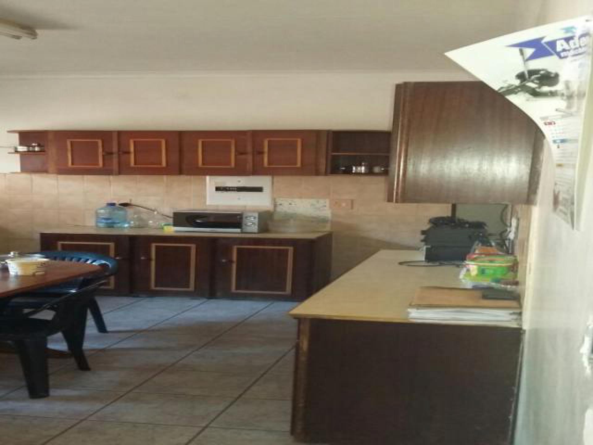 Kitchen of property in Klerksdorp
